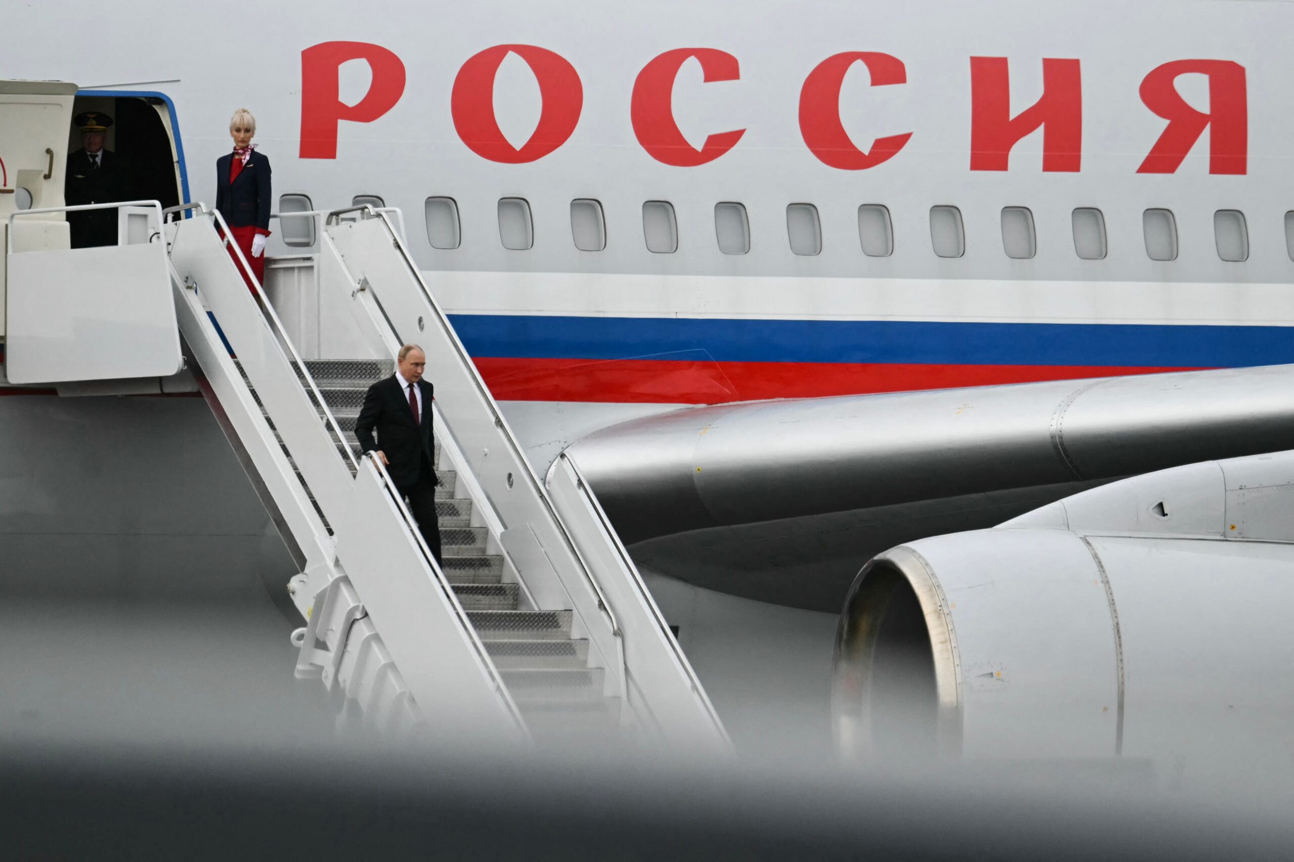 A 'Ten' Out of Ten: The Trump-Russia Summit in Pictures