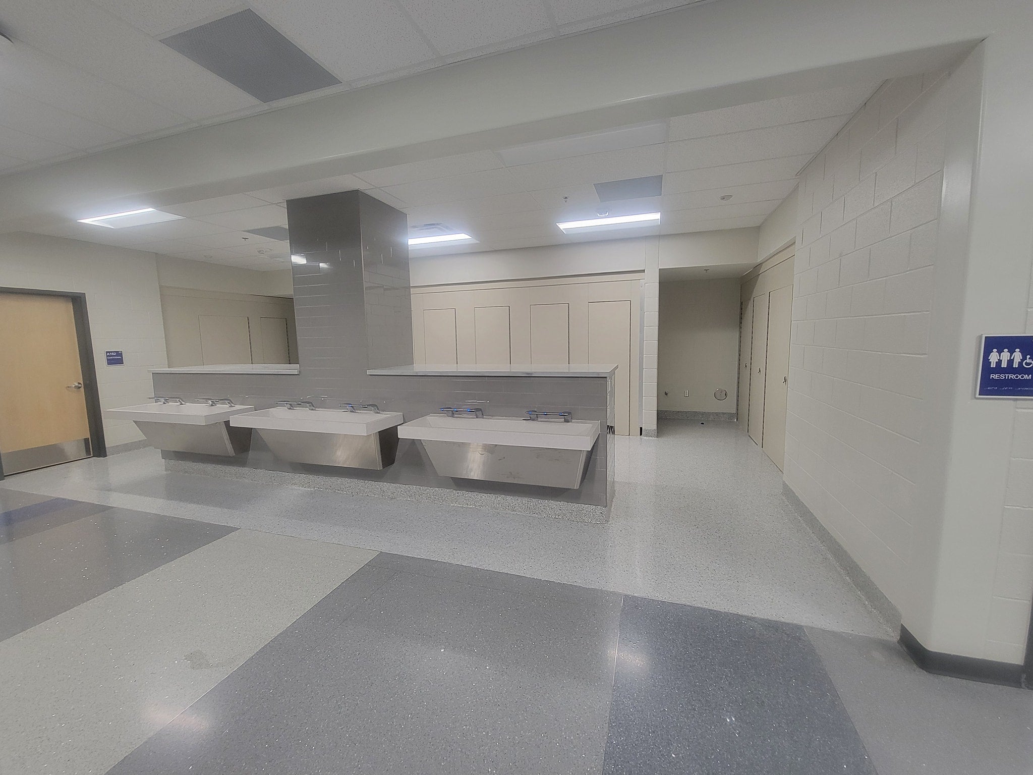 MULTI-GENDER BATHROOM? Parents Outraged Over Virginia High School's New Layout