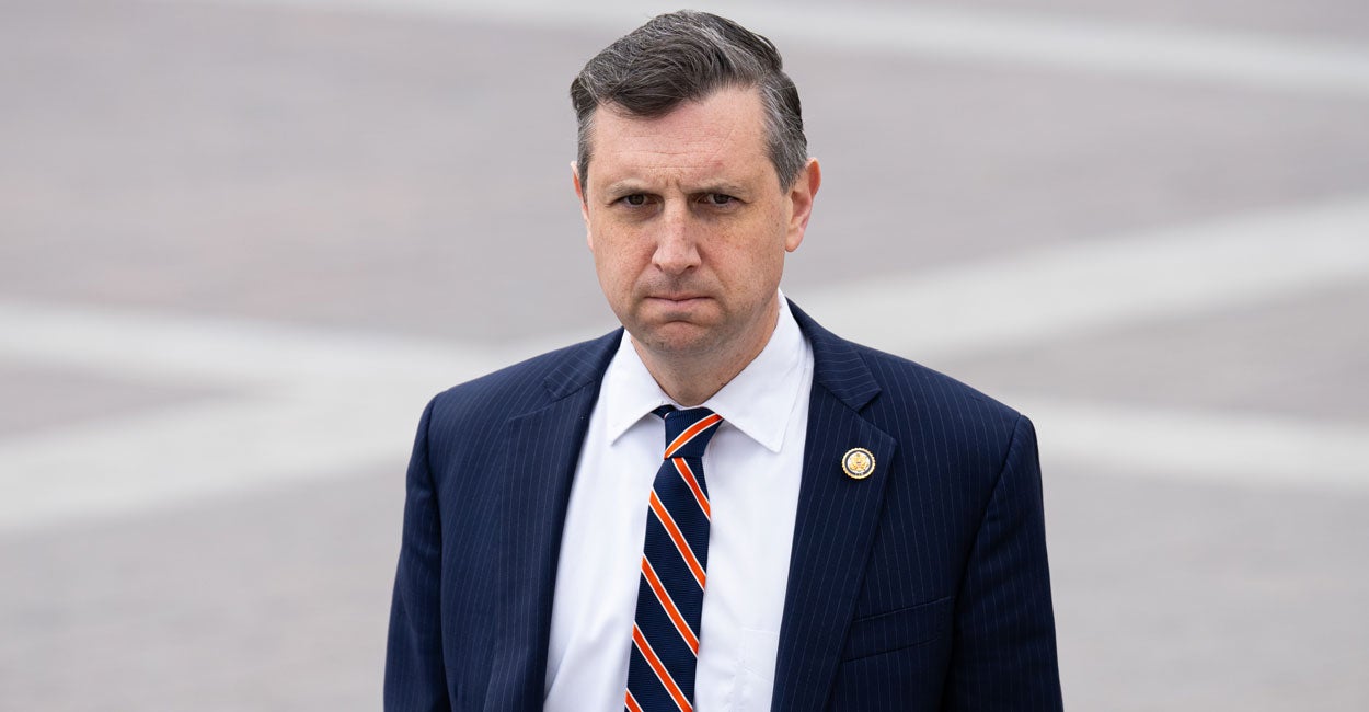 Congressional Stock Ban Backed by Republicans and Democrats Alike 2 Congressional Stock Ban Backed by Republicans and Democrats Alike