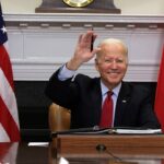 Does a Falling Birth Rate Threaten China’s Future? 