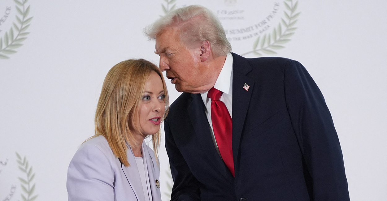 Trump whispers in Meloni's ear